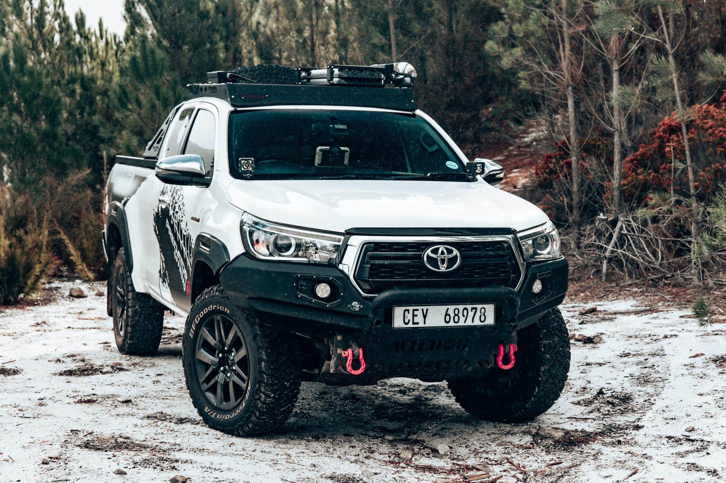 Galerie de toit Toyota Hilux Revo (2016+) Extra Cabine Predator Offroad sur Xperts4x4 Accessoires 4x4 Off-Road