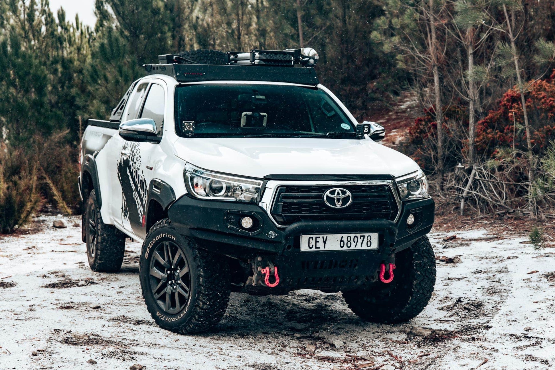 Galerie de toit Toyota Hilux Revo (2016+) Extra Cabine Predator Offroad sur Xperts4x4 Accessoires 4x4 Off-Road