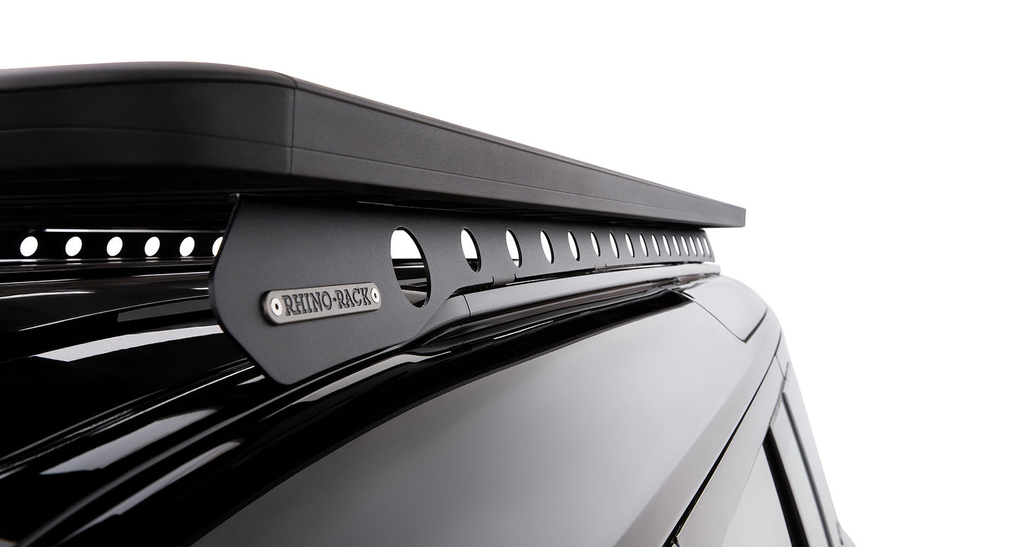 Kit Galerie Rhino-Rack Pioneer 1900x1240mm Land Rover Defender II 110 L663 2020+ sur Xperts4x4 Accessoires 4x4 Off-Road