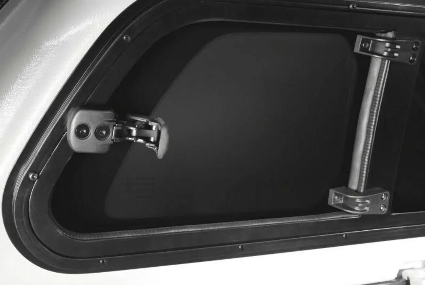 Hardtop Aeroklas Ford Ranger/Raptor 2023+ NEXT GEN | Double Cab sur Xperts4x4 Accessoires 4x4 Off-Road