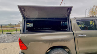 Hardtop Alu-Cab Contour Isuzu D-Max 2020-2023 Double Cab sur Xperts4x4 Accessoires 4x4 Off-Road