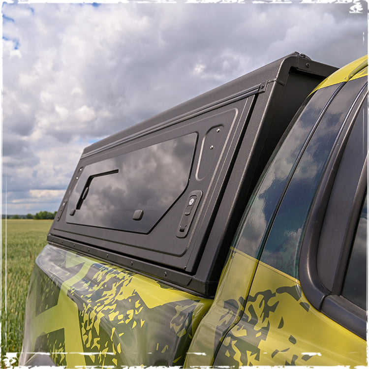 Hardtop Alu-Cab Contour Isuzu D-Max 2020-2023 Double Cab sur Xperts4x4 Accessoires 4x4 Off-Road