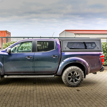 Hardtop Alu-Cab Contour Nissan Navara 2016+ Double Cab sur Xperts4x4 Accessoires 4x4 Off-Road