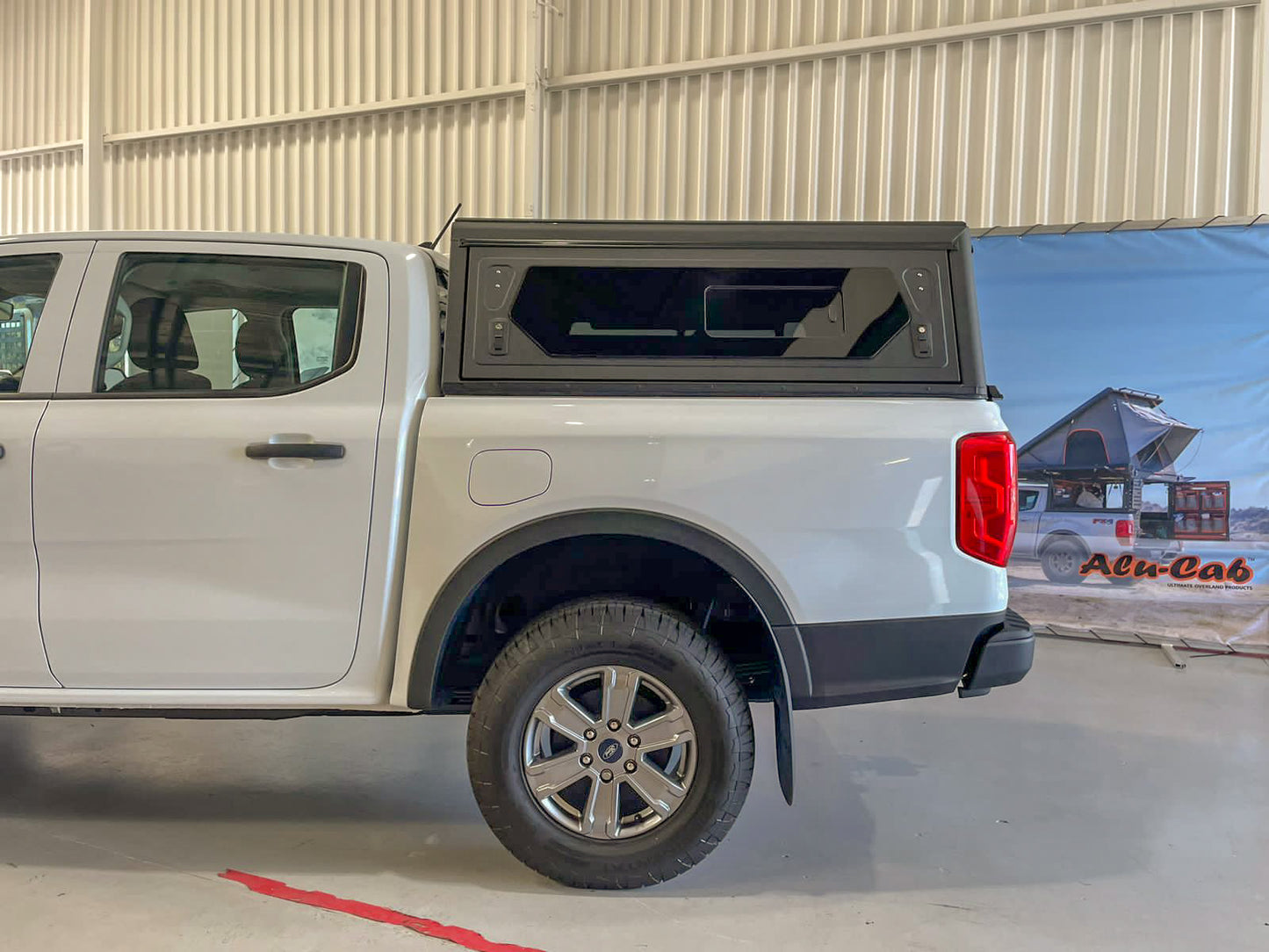 Hardtop Alu-Cab Contour Toyota Tacoma GEN 3 sur Xperts4x4 Accessoires 4x4 Off-Road