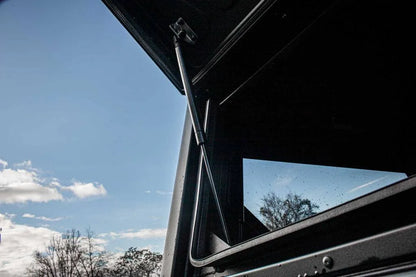 Hardtop Alu-Cab Contour Toyota Tacoma GEN 3 sur Xperts4x4 Accessoires 4x4 Off-Road