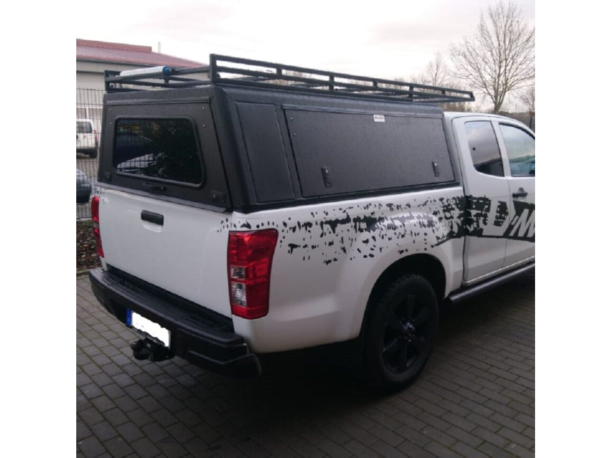 Toit rigide Alu-Cab Explorer 3 pour Isuzu D-Max 2012-2020 Space-Cab, en aluminium, robuste et adapté pour camionnette.