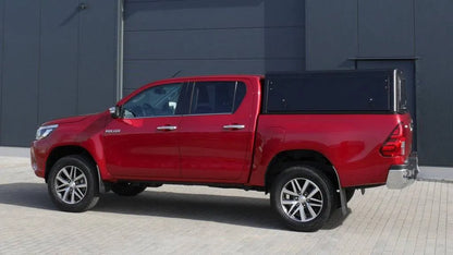 Hardtop Alu-Cab Explorer 3 Toyota Hilux 2016 à Présent sur Xperts4x4 Accessoires 4x4 Off-Road
