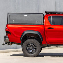 Hardtop Alu-Cab Explorer 3 Toyota Hilux 2016 à Présent sur Xperts4x4 Accessoires 4x4 Off-Road