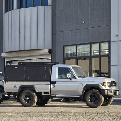 Hardtop Alu-Cab Explorer 3 Toyota Land Cruiser 79 1999+ sur Xperts4x4 Accessoires 4x4 Off-Road