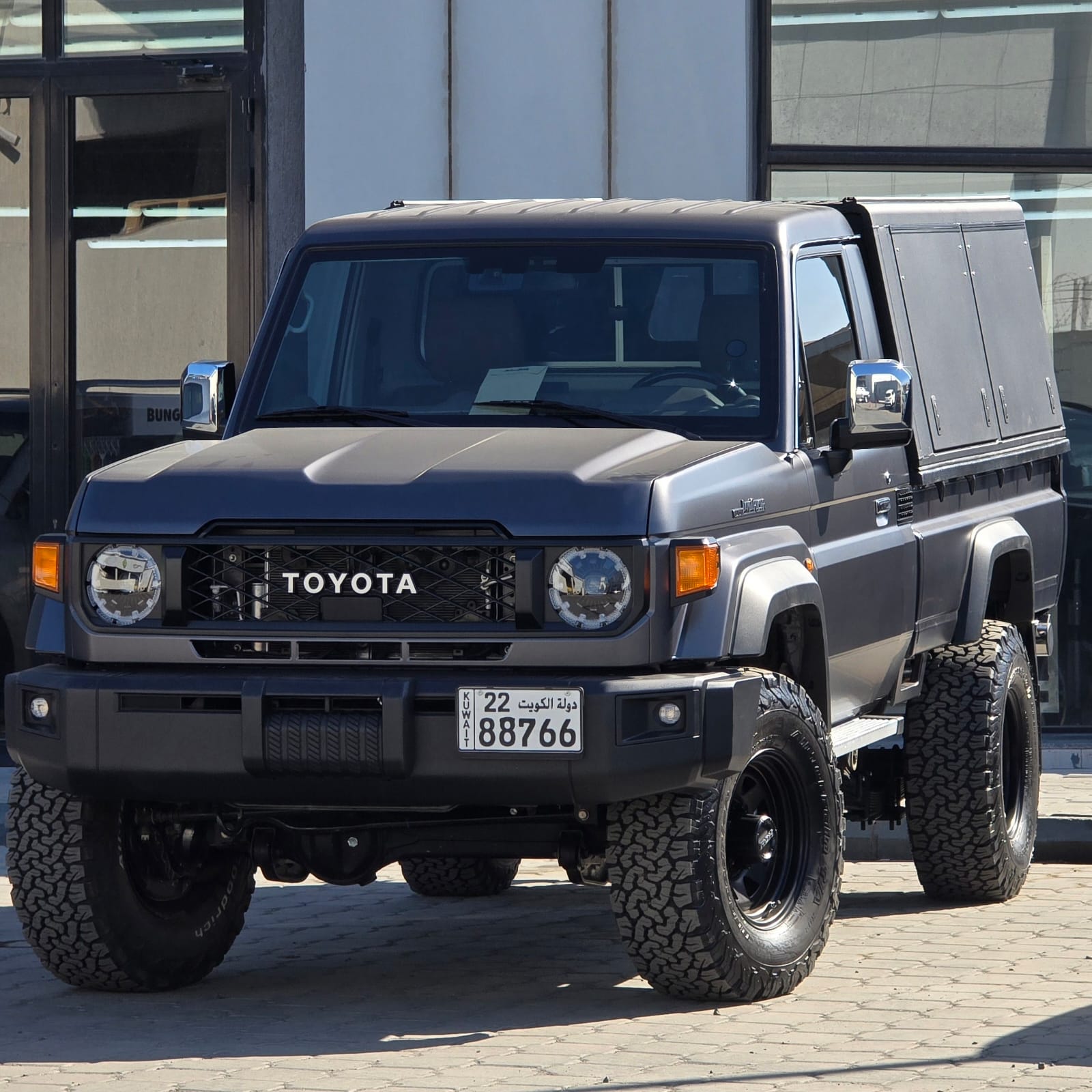Hardtop Alu-Cab Explorer 3 Toyota Land Cruiser 79 1999+ sur Xperts4x4 Accessoires 4x4 Off-Road