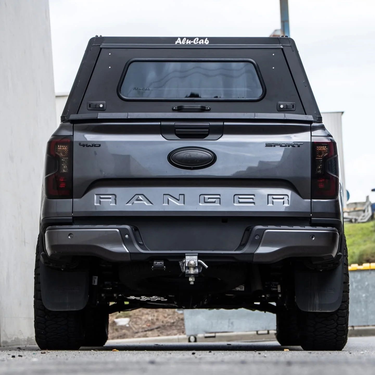 Hardtop Alu-Cab Ford Ranger 2023+ Single Cab Noir (Explorer) sur Xperts4x4 Accessoires 4x4 Off-Road