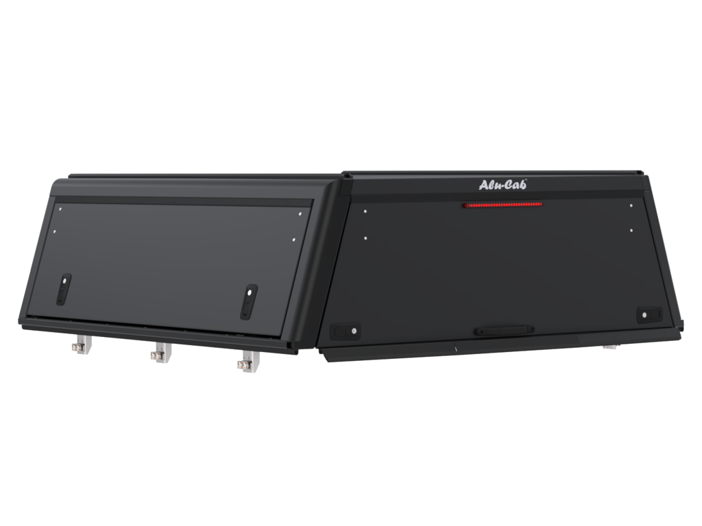 Hardtop Alu-Cab "Guard" Toyota Tacoma 2016-2023 (Version Lisse) sur Xperts4x4 Accessoires 4x4 Off-Road