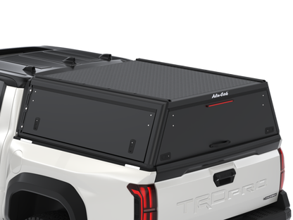 Hardtop Alu-Cab "Guard" Toyota Tacoma 2024+ (Version Lisse) sur Xperts4x4 Accessoires 4x4 Off-Road