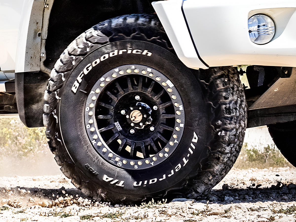 Jante Alu BRAID Winrace Beadlock Noire 8x16 5x150 ET-10 sur Xperts4x4 Accessoires 4x4 Off-Road