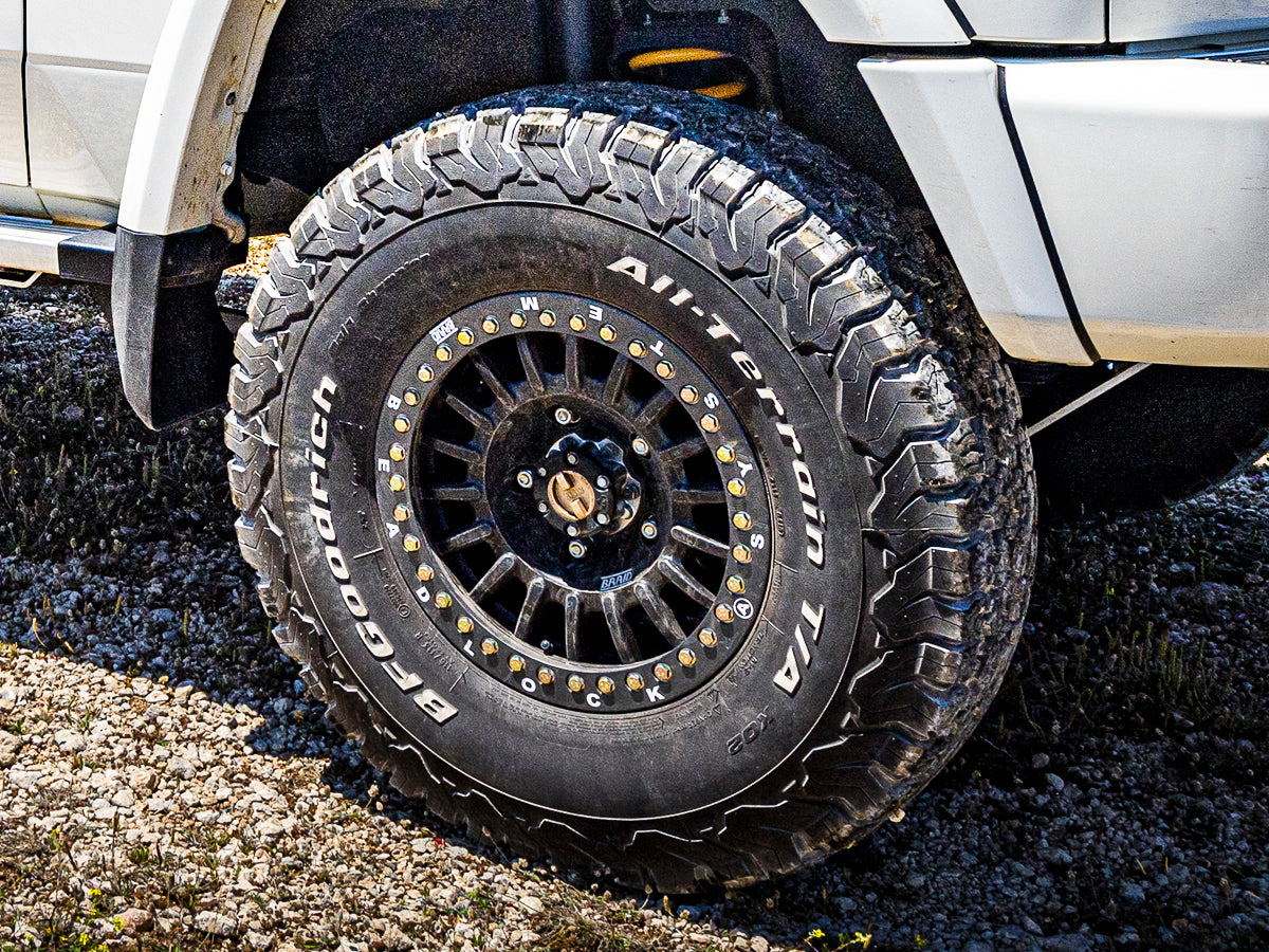 Jante Alu BRAID Winrace Noire 8x16 5x150 ET0 sur Xperts4x4 Accessoires 4x4 Off-Road