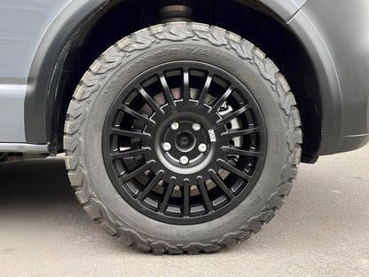 Jante Alu BRAID Winrace T Noire 8x18 6x139.7 ET40 sur Xperts4x4 Accessoires 4x4 Off-Road