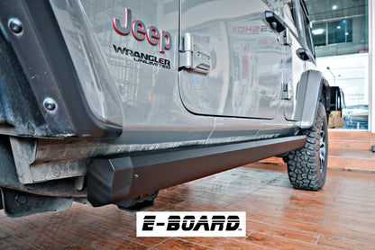 Marche-Pieds Electriques T-MAX Jeep JL 2018+| Powerboard sur Xperts4x4 Accessoires 4x4 Off-Road