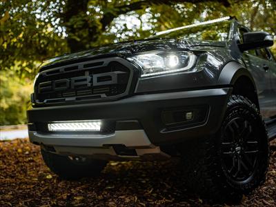 Inférieur Kit Calandre de montage Ford Ranger Raptor (2019+) pour Triple-R 1250 LAZER LAMPS sur Xperts4x4 Accessoires 4x4 Off-Road