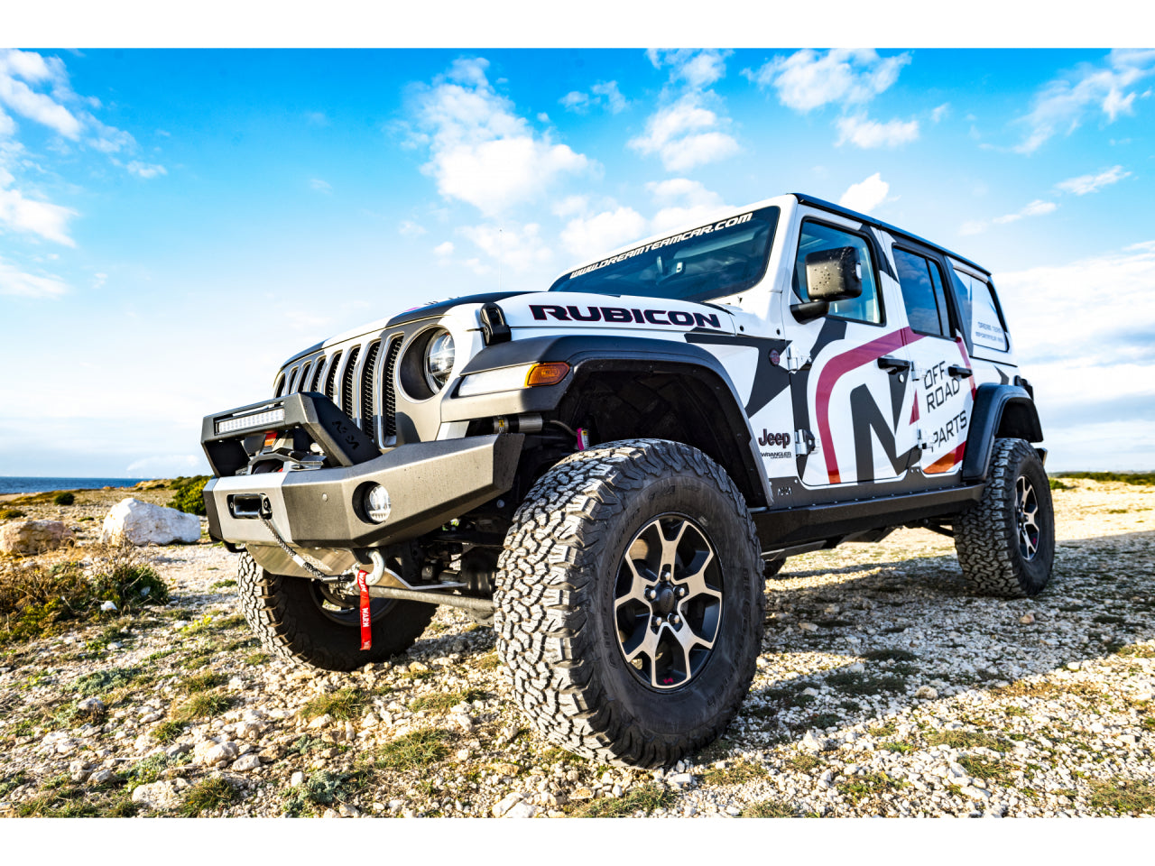 Pare-choc Avant acier Wrangler JL platine treuil intégrée banane longue N4-Offroad sur Xperts4x4 Accessoires 4x4 Off-Road
