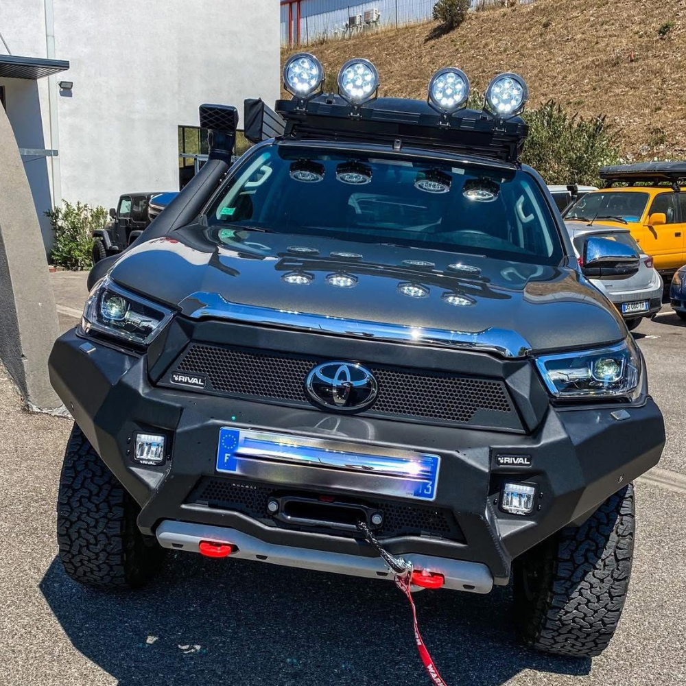 Pare-choc Avant Rival Toyota Hilux 2021 a Present | Léger et Robuste sur Xperts4x4 Accessoires 4x4 Off-Road
