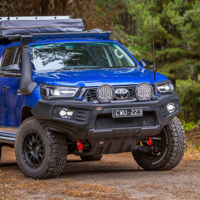 Pare-choc Toyota Hilux 2016-2020 - Stealthbar - Homologué EU sur Xperts4x4 Accessoires 4x4 Off-Road