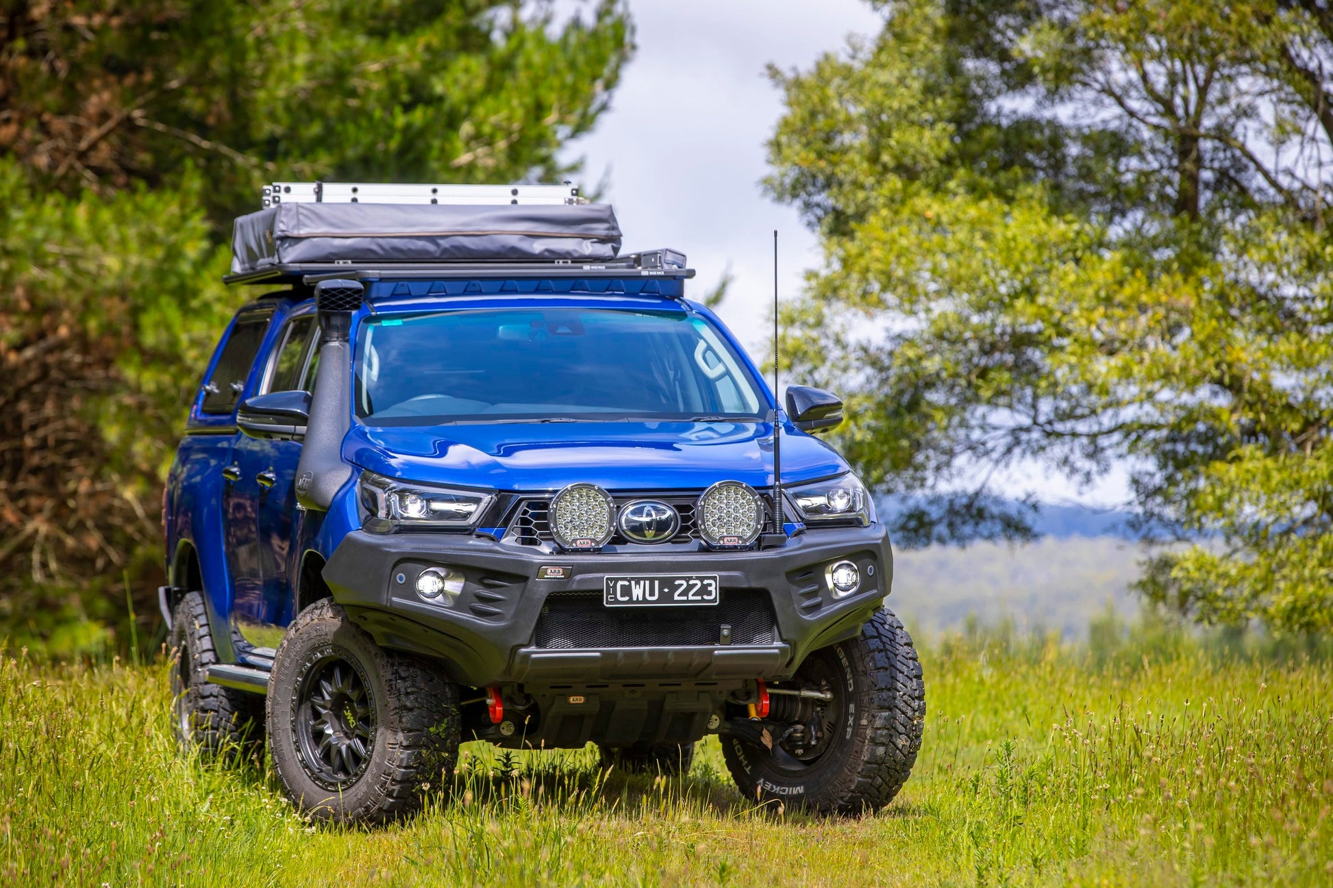 Pare-choc Toyota Hilux 2016-2020 - Stealthbar - Homologué EU sur Xperts4x4 Accessoires 4x4 Off-Road