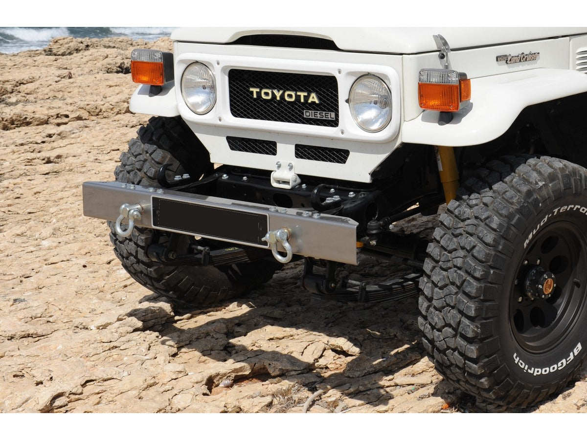 Pare-chocs acier Toyota Land Cruiser Série 4 N4-Offroad sur Xperts4x4 Accessoires 4x4 Off-Road
