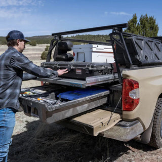 Plateau Coulissant - Ford Ranger 2023+  Plateau de Chargement CargoGlide  DECKED sur Xperts4x4 Accessoires 4x4 Off-Road