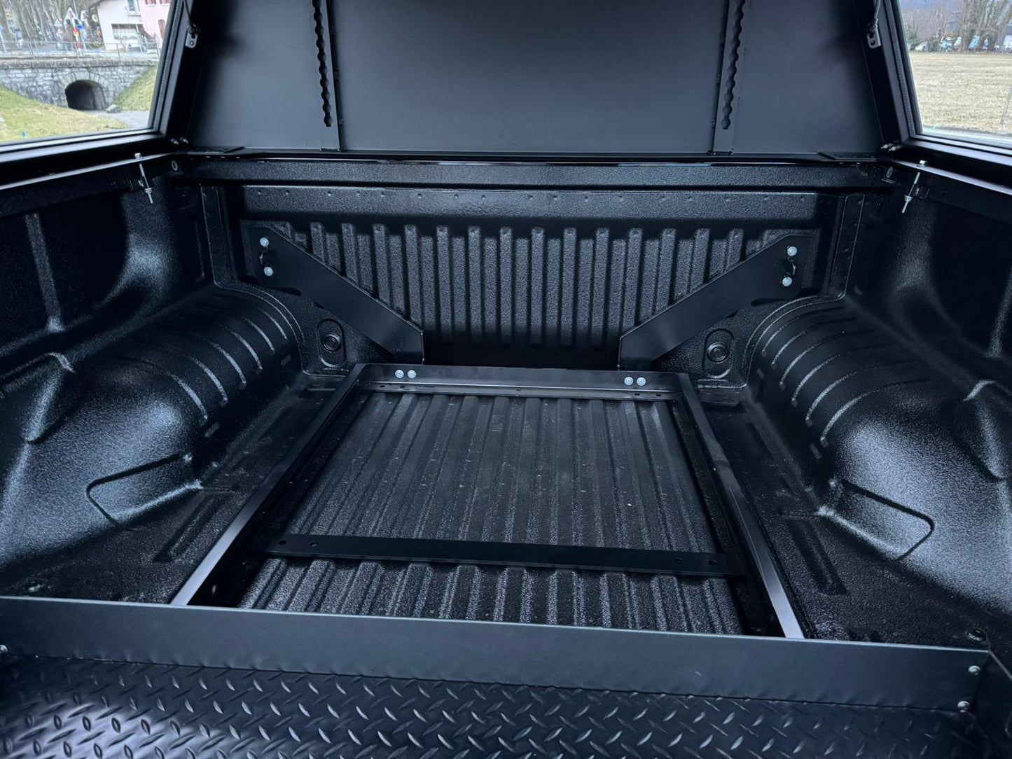 Plateau Coulissant RUUUD - MAXUS T90/T60 Double Cab 2022+ sur Xperts4x4 Accessoires 4x4 Off-Road