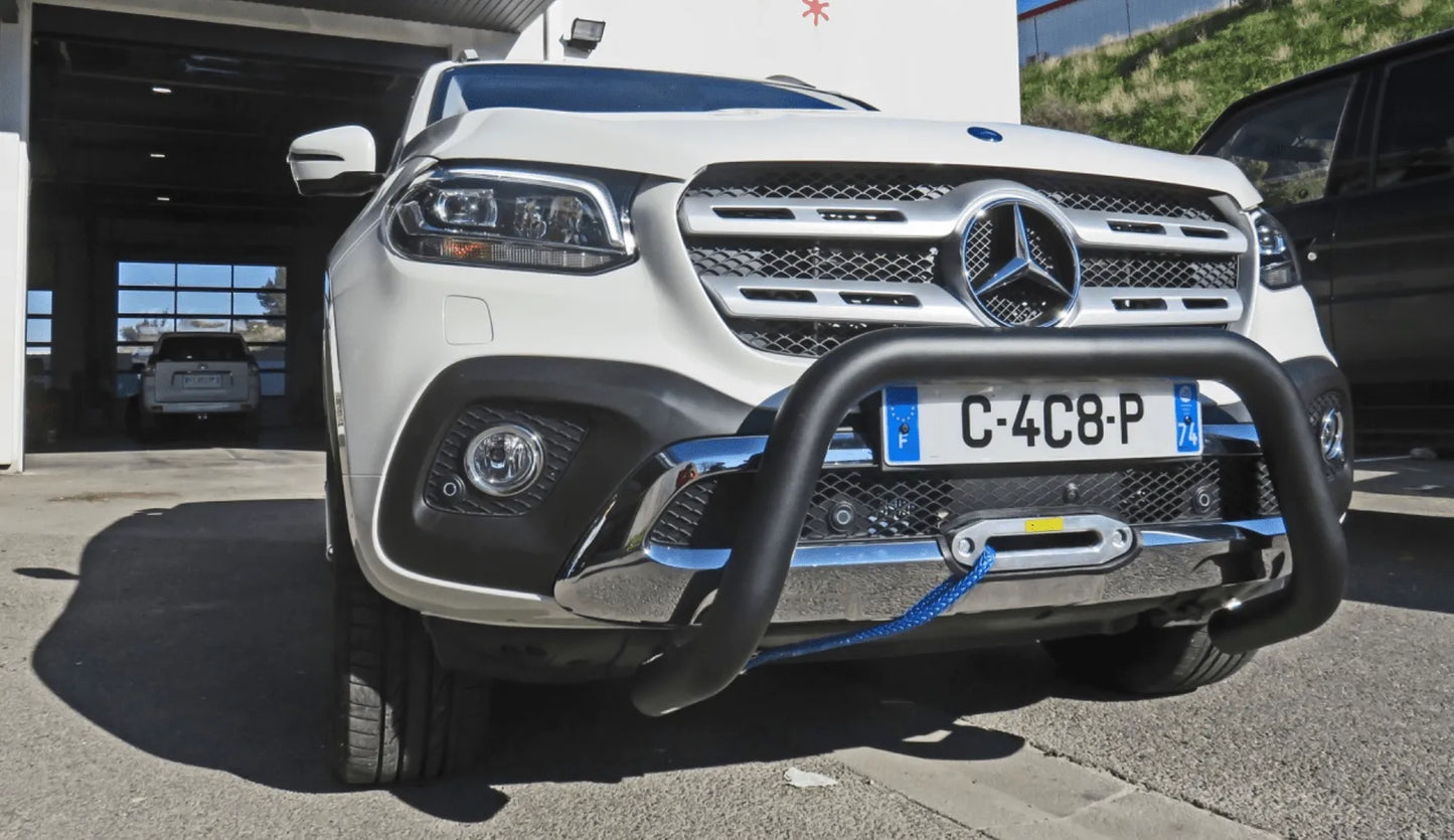 Platine de Treuil Nissan Navara NP300 et Class X sur Pare-choc d'Origine sur Xperts4x4 Accessoires 4x4 Off-Road