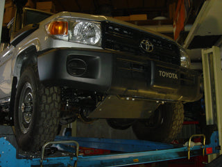 Blindage Avant 8mm N4-Offroad Toyota Série 70 (2007+) sur Xperts4x4 Accessoires 4x4 Off-Road