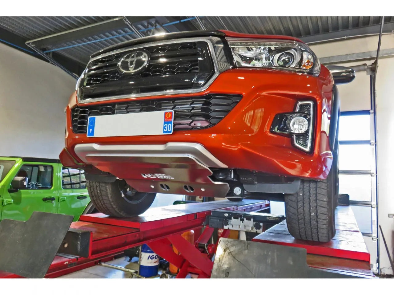 Blindage avant N4 - Aluminium 8mm - Toyota Hilux Revo 18-20 sur Xperts4x4 Accessoires 4x4 Off-Road
