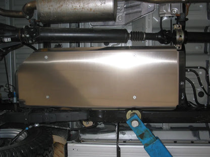 Blindage Réservoir Aluminium 6mm N4 Offroad - Toyota Hilux Vigo/Revo sur Xperts4x4 Accessoires 4x4 Off-Road