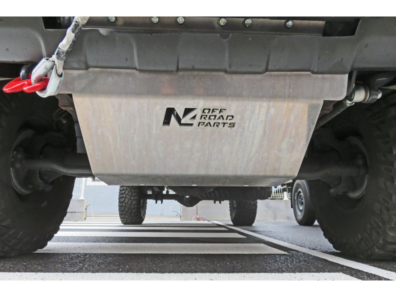 Ski de protection avant en aluminium de 8mm pour Iveco Daily 4x4 07/2014-10/2019 N4-Offroad sur Xperts4x4 Accessoires 4x4 Off-Road
