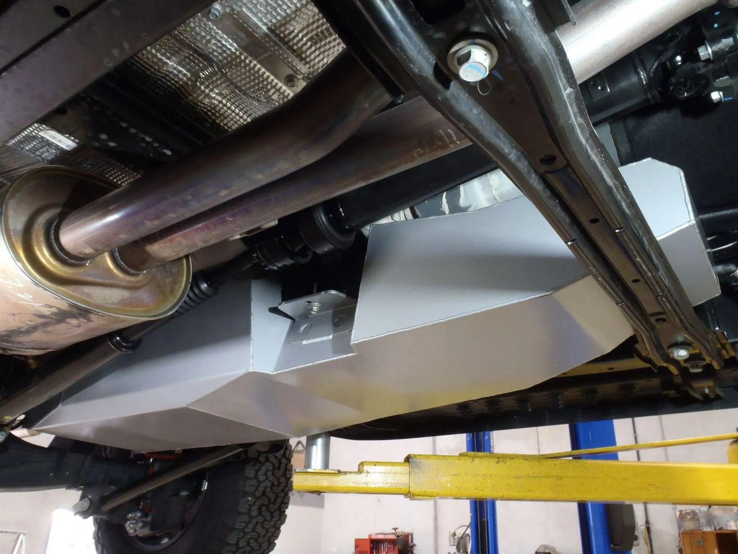 Reservoir de Remplacement LRA 135L | Ford Raptor 2023+ NEXT GEN sur Xperts4x4 Accessoires 4x4 Off-Road