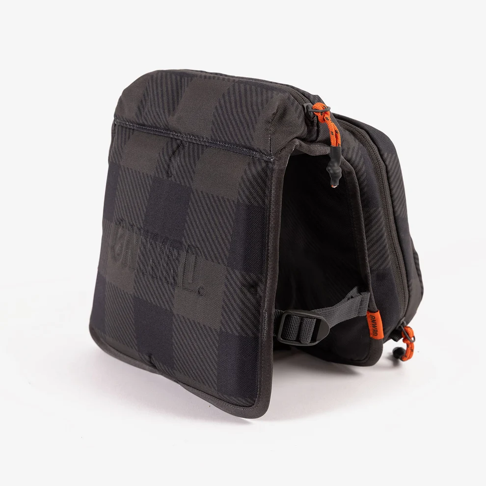 Organiseur d'Appuie-Tête ONWRD Daily Driver sur Xperts4x4 Accessoires 4x4 Off-Road