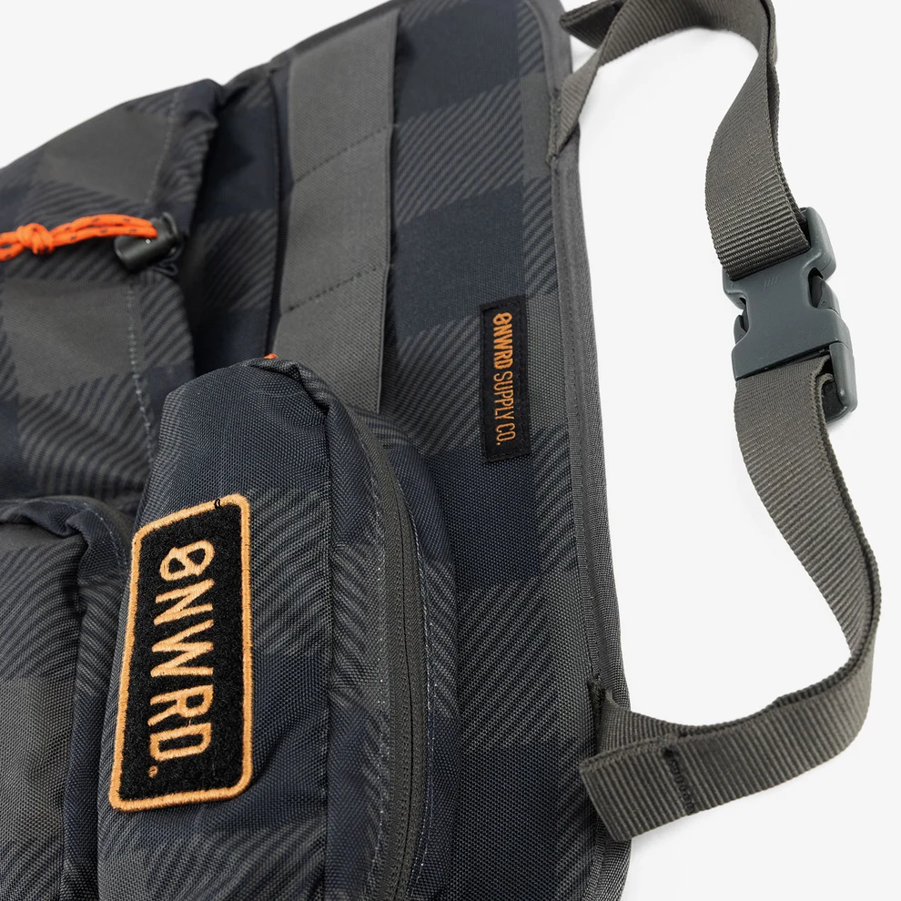 Organiseur de Siège ONWRD Daily Driver sur Xperts4x4 Accessoires 4x4 Off-Road