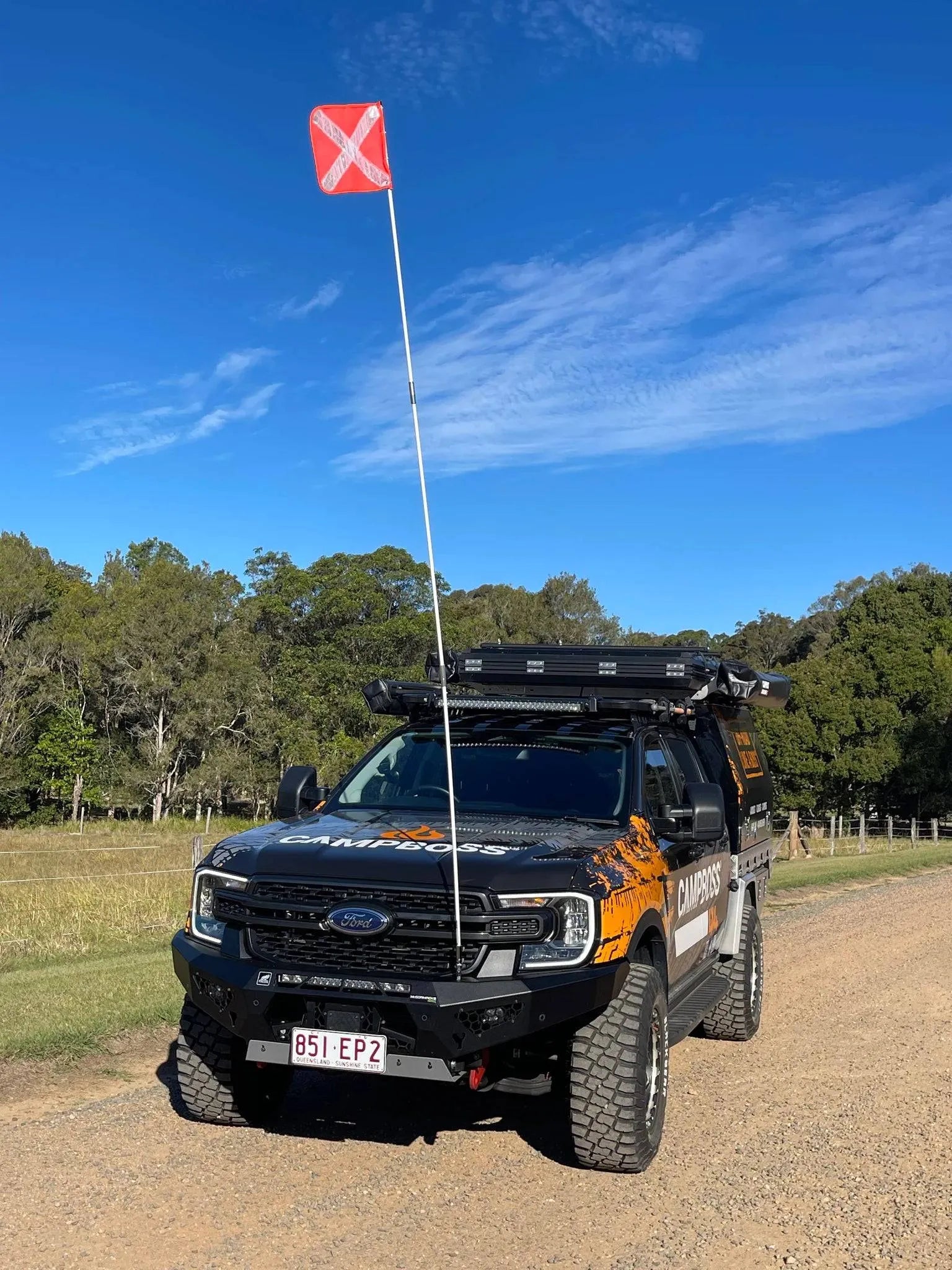 Drapeau de Signalisation Desert | CAMPBOSS 4X4 sur Xperts4x4 Accessoires 4x4 Off-Road