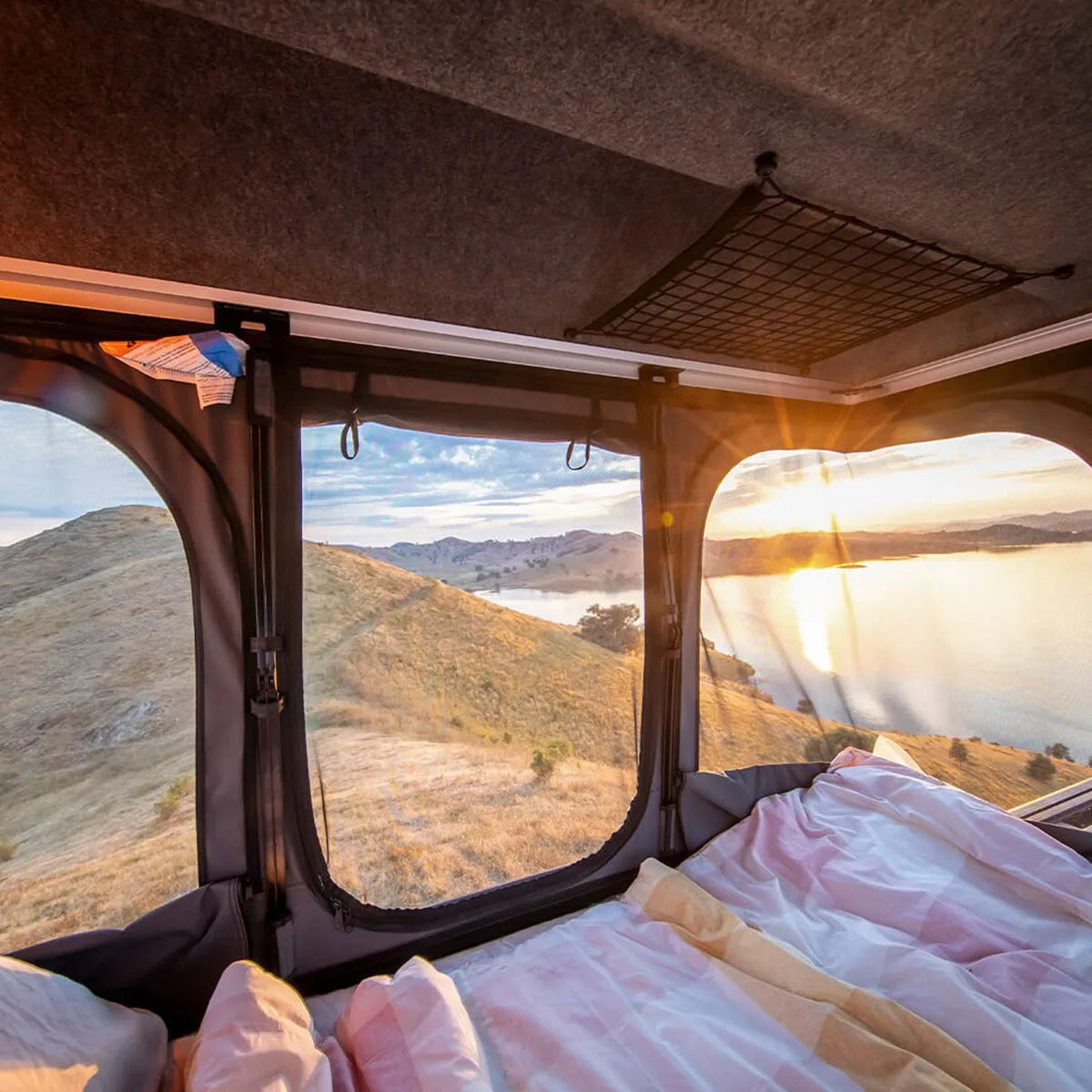 Tente de toit Altitude Electrique | ARB sur Xperts4x4 Accessoires 4x4 Off-Road