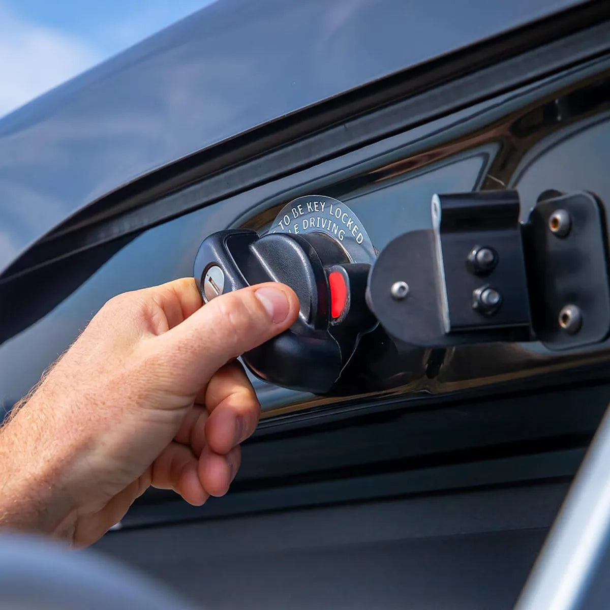 Tente de toit Altitude Electrique | ARB sur Xperts4x4 Accessoires 4x4 Off-Road