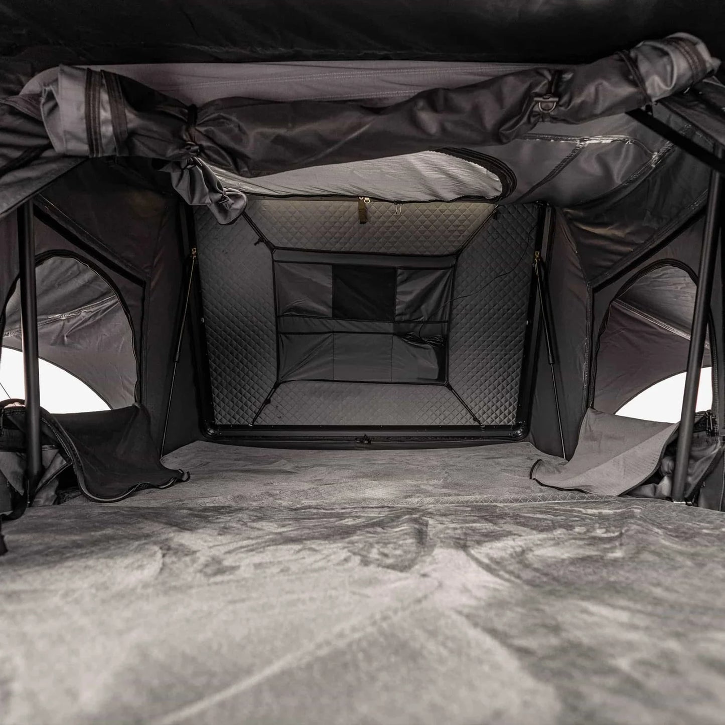 Tente de Toit Expedition M – GO Overland Canada (2-3 Places) sur Xperts4x4 Accessoires 4x4 Off-Road