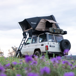 Tente de toit Rigide 2100 x 1300mm  RHINORACK sur Xperts4x4 Accessoires 4x4 Off-Road
