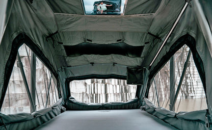 Tente de Toit WildLand | Summit Explorer | 2 Places sur Xperts4x4 Accessoires 4x4 Off-Road