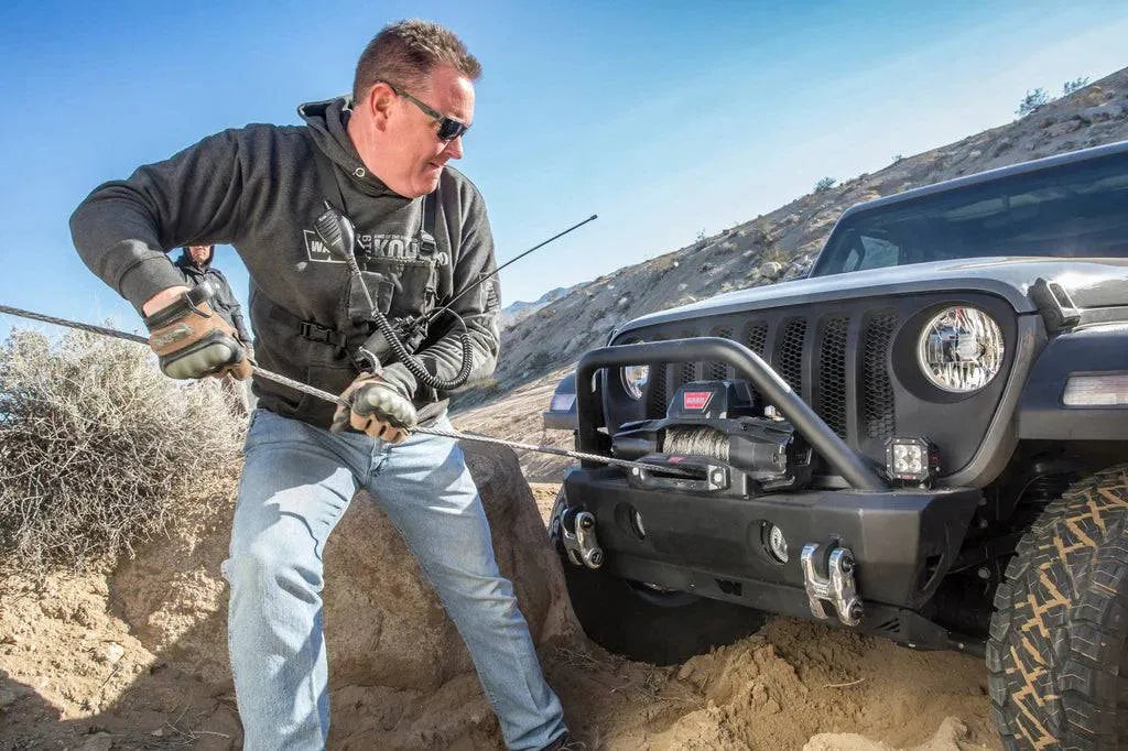 Treuil WARN VR-EVO 8 | 3.6 Tonnes | 12V | Câble Acier sur Xperts4x4 Accessoires 4x4 Off-Road