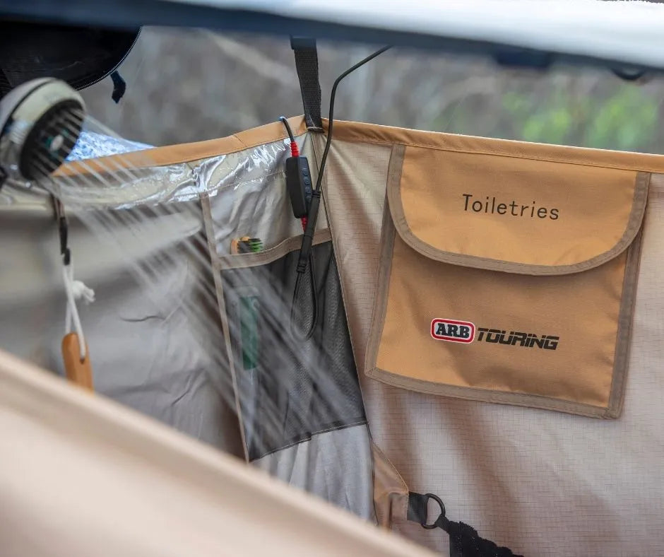 Espace Douche ARB Touring | Avec Tapis de sol sur Xperts4x4 Accessoires 4x4 Off-Road